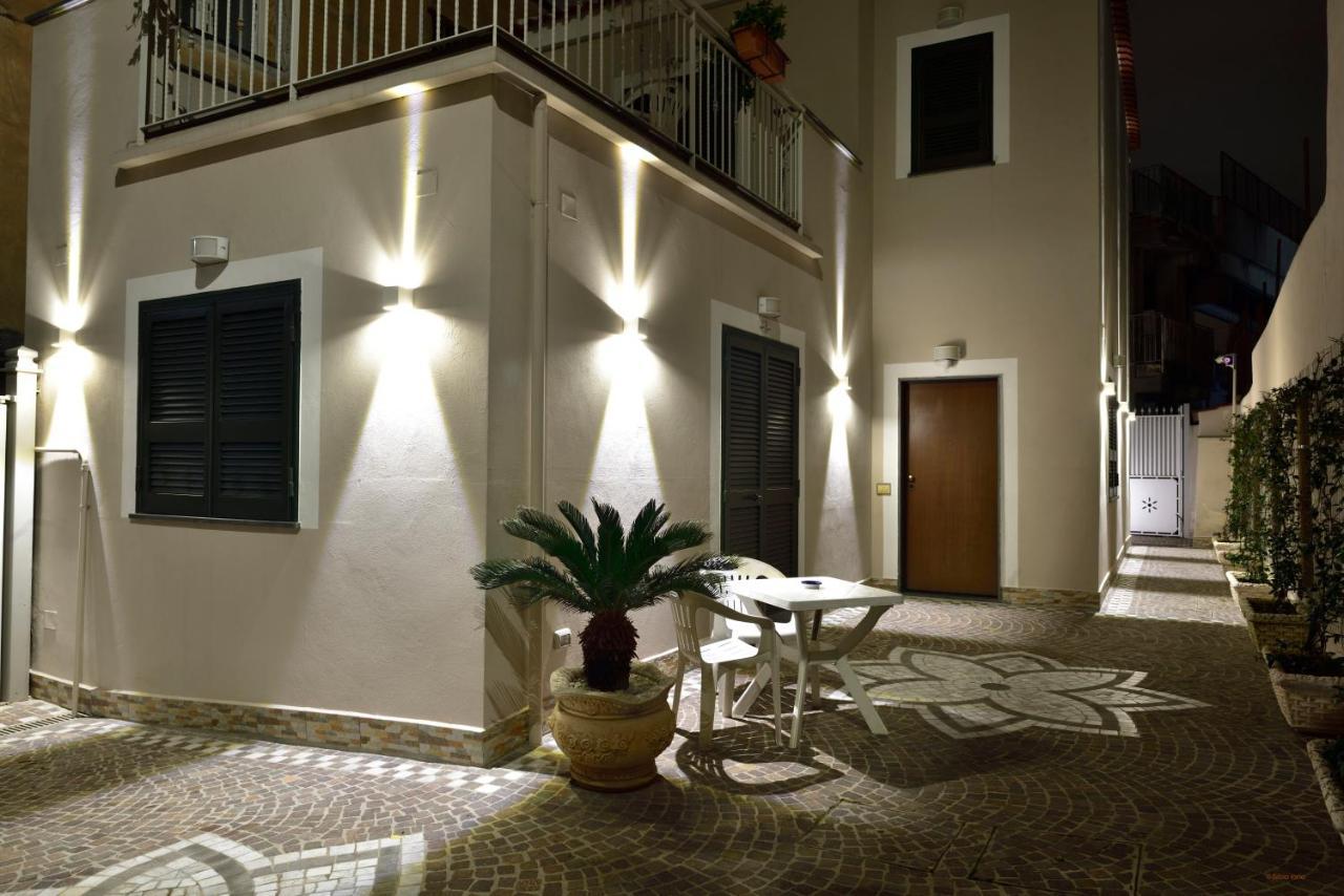 B&B Peonies Castellammare di Stabia Εξωτερικό φωτογραφία